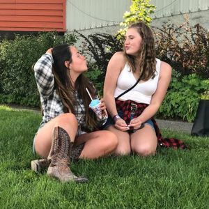 Meet your Posher, Emily